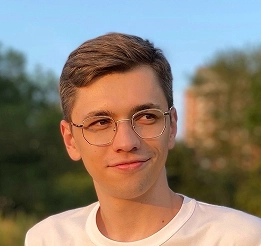 Аккаунт-менеджер — Илья Тчанцев